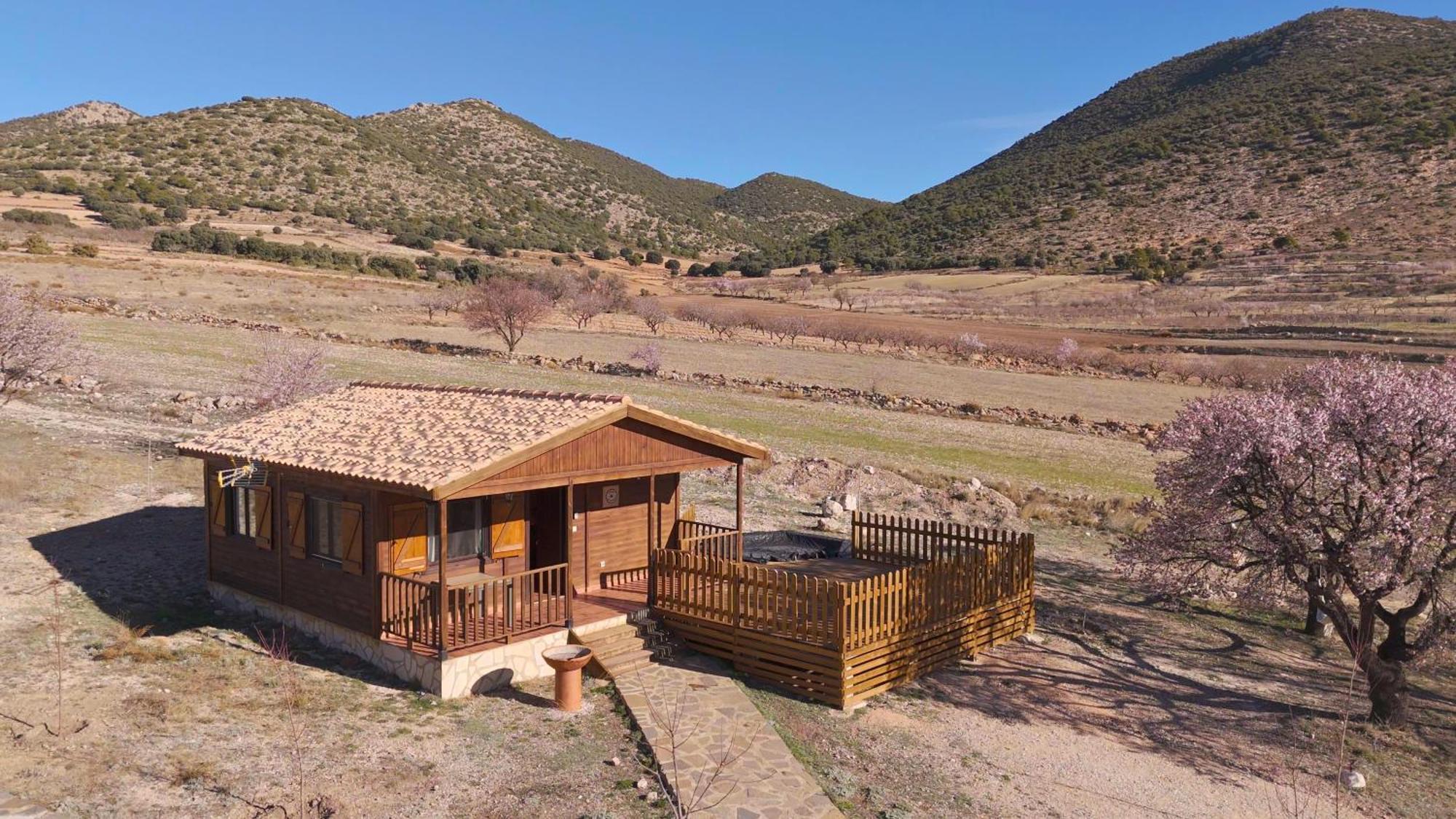 Aldea Los Odres - Cabañas de Madera de 1ª recién Reformadas con Piscina y BBQ Privada Moratalla  Extérieur photo